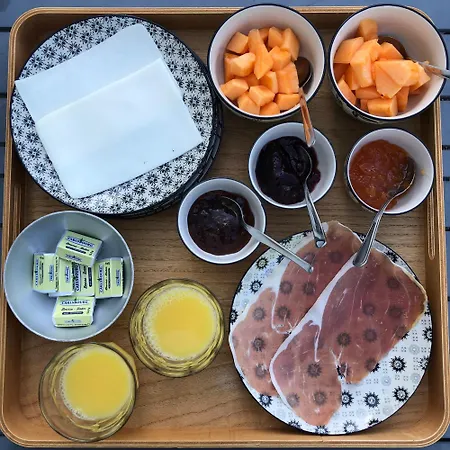 Δωμάτια σε οικογενειακή κατοικία Repos Du Cocher *